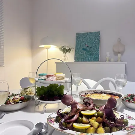 Sun&Smile - 20Min To Gangnam, 30Mins To Hongdae, 2 Bedroom, Max 7Pax