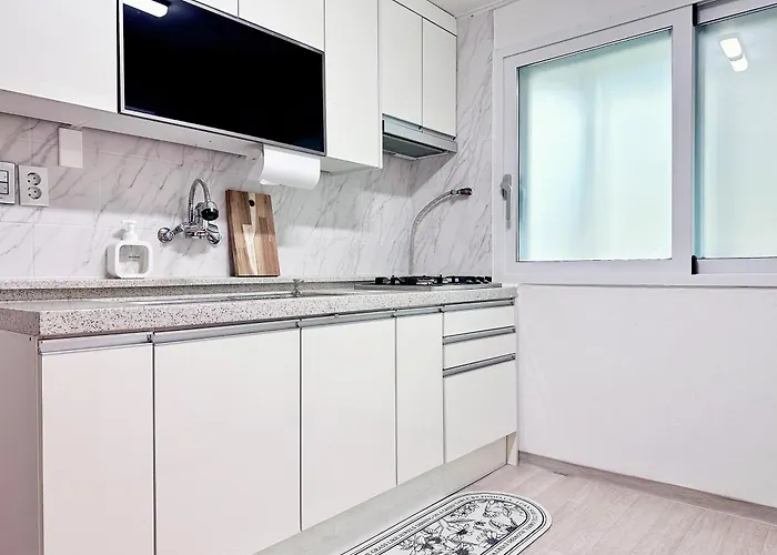 Sun&smile - 20min To Gangnam, 30mins To Hongdae, 2 Bedroom, Max 7pax * 서울특별시