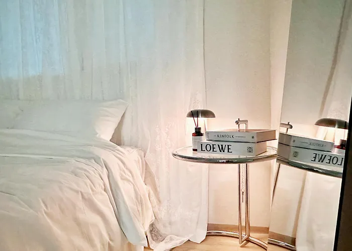 Sun&smile - 20min To Gangnam, 30mins To Hongdae, 2 Bedroom, Max 7pax 아파트 서울특별시