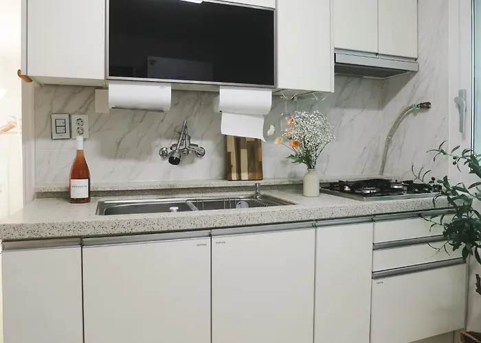 Sun&smile - 20min To Gangnam, 30mins To Hongdae, 2 Bedroom, Max 7pax * 서울특별시