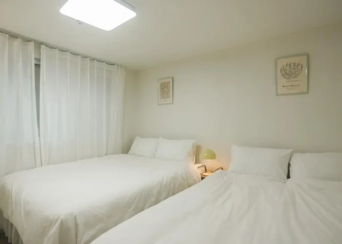 Sun&smile - 20min To Gangnam, 30mins To Hongdae, 2 Bedroom, Max 7pax 아파트 서울특별시