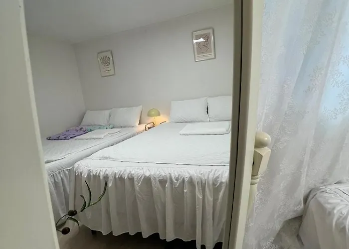 Sun&smile - 20min To Gangnam, 30mins To Hongdae, 2 Bedroom, Max 7pax